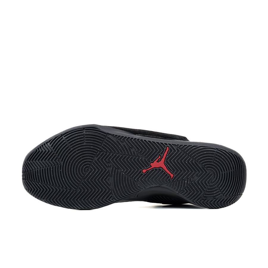 jordan fly lockdown black